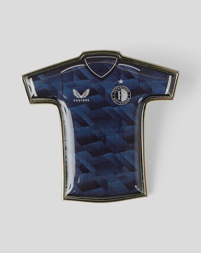 Feyenoord Uitshirt 23/24 pin in shield frame with blue camouflage pattern and club crest.