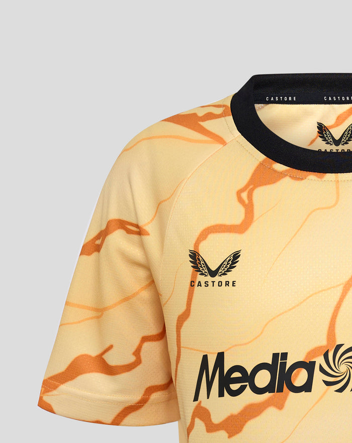 Close up of Feyenoord Vierde Shirt showing left chest club crest and Castore branding along the black collar with tunnel print