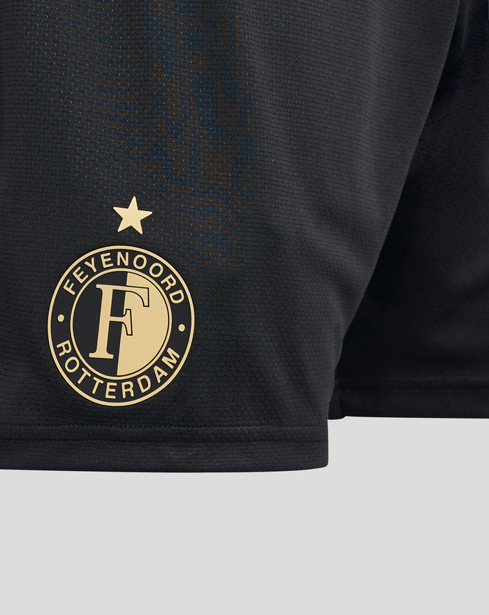 Zwarte Feyenoord Vierde Short close-up met gouden ster boven het clublogo